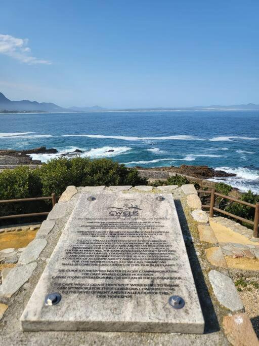 *Self-Check In - Whale Watching Paradise -Central* Hermanus Exteriér fotografie