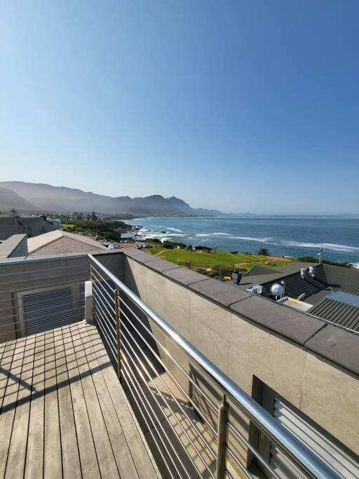 *Self-Check In - Whale Watching Paradise -Central* Hermanus Exteriér fotografie